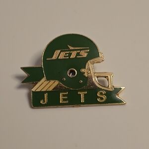 New York Jets NFL football helmet lapel pin. 